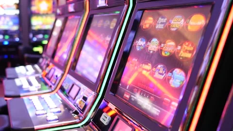 Slots screen closeup. Gaming machines in Casino. Vídeo Stock 170716073