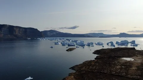 Slow drone flight view of Akulleq island, Greenland 動画素材 122497716