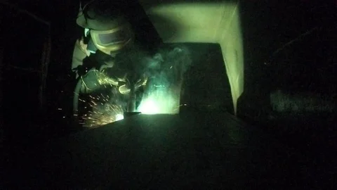 Slow effect welder 스톡 동영상 101490144