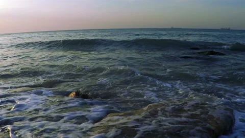 Slow Evening Surf 動画素材 106460532