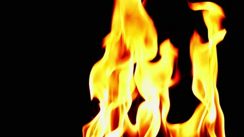 Slow fire flame glowing and burning on black screen background 库存影片 231032295