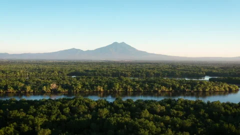 Slow flight towards volcano Видео 146134843