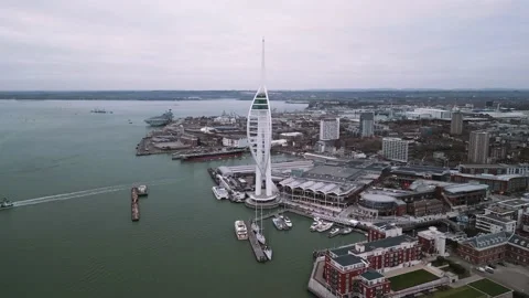 Slow fly towards tower Video stock 234926979