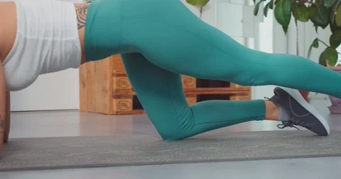 Women Bending Over In Yoga Pants