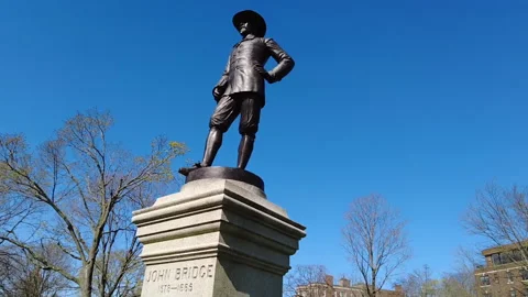 SLOW MO JOHN BRIDGE STATUE Video stock 194830739