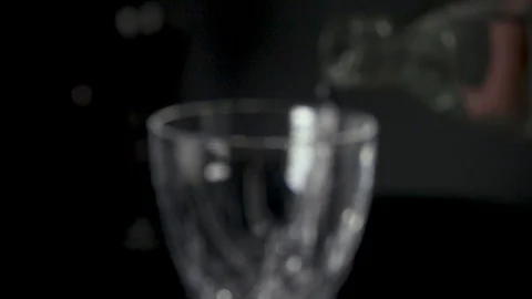 Slow mo movement of the camera on a glass of water Stock-Footage 86690044