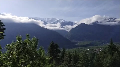 Slow mo video with mountain landscape Video stock 240940855