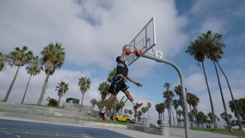 Slow Motion 360 dunk 스톡 동영상 73490354