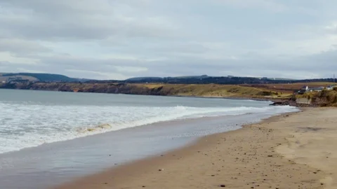 Slow motion beech cove waves crash @ 150fps Video stock 87660493