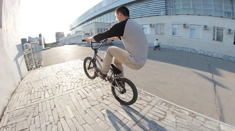 Slow motion BMX trick manual Stock Footage 51543490