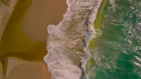 Slow Motion breaking waves on beach Video stock 238582739