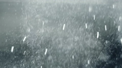 Slow motion of bubbling water in detail. macro plan. 库存影片 204879271