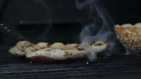 Slow motion of Chef Cooking in the Kitchen, Restaurant wok fire cooking Close up Vídeos de archivo 142879147