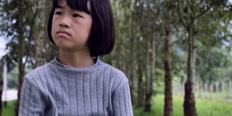 Slow motion child sad Stock Footage 162114891