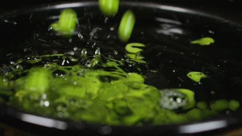 Slow Motion Close Up Falling Green Peas Background. Macro Shot Fresh Organi.. Video stock 318459109