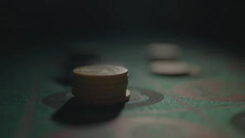 Slow motion close-up hand removing chips from 13 库存影片 335700055