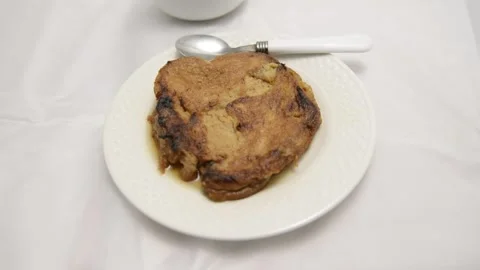 Slow-motion closeup pan of toronjas - sweet wine-soaked Easter Week bread w.. Vídeo Stock 306728242