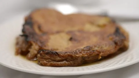 Slow-motion closeup pan of toronjas - sweet wine-soaked Easter Week bread w.. Vídeo Stock 306728262