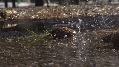 Slow motion closeup of spring water and drops 스톡 동영상 73801060