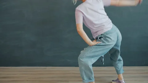 Teenager Twerking Stock Videos – Royalty-Free HD & 4K Videos | Pond5
