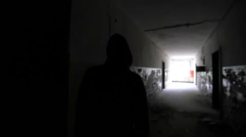 Slow motion of a drunken bum walking in a crack house Video stock 58613230