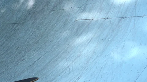 Slow motion of empty skateboard Video stock 41059633