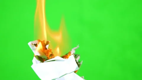 Slow motion fire flame burning on green screen background Video stock 218787949