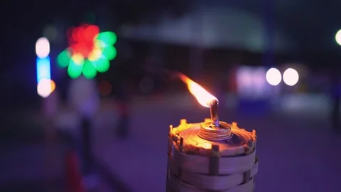 Slow motion fire grow burning on lantern on dark night background 库存影片 116912052