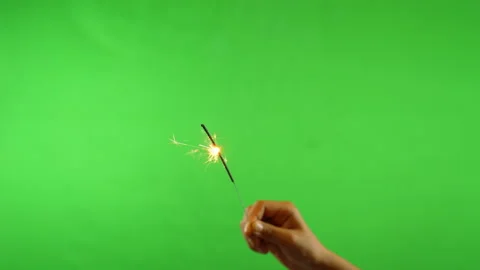 Slow motion firework burning for celebration on green screen background Vidéo 219935456