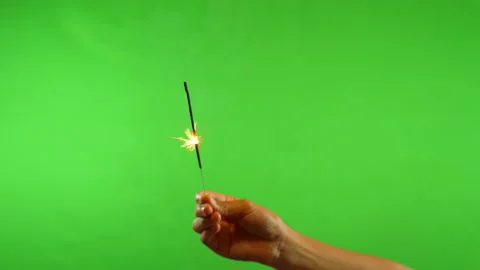 Slow motion firework burning for celebration on green screen background Vidéo 219939668