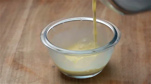 Slow motion of flan cooking Видео 47079940