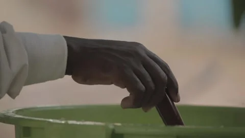 Slow motion of fruit preparation 스톡 동영상 146457135