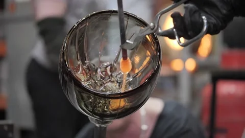 Slow Motion Glass Making and Kiln Vídeo Stock 220514232