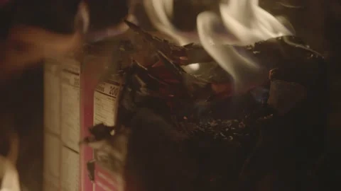 Slow Motion Groceries on Fire Видео 231330245