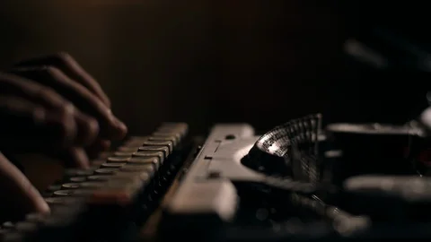Slow motion of hands and typebars on a dusty vintage typewriter Stock Footage 97762850