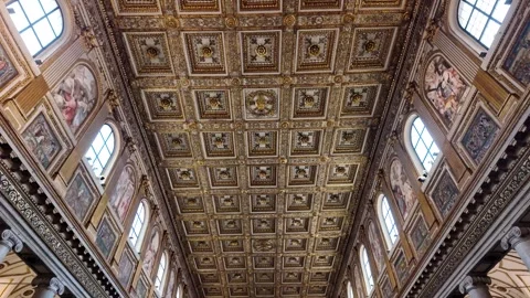 Slow Motion Interior View Of Gilded Renaissance Ceiling Santa Maria Maggiore Vidéo 330121891