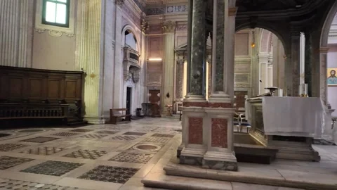 Slow Motion Interior View Of Gilded Baroque Altar Rome Church Video stock 331541388