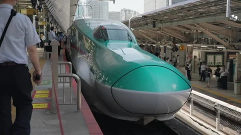 Slow Motion Japan Bullet Train Front at Station Video stock 316937767
