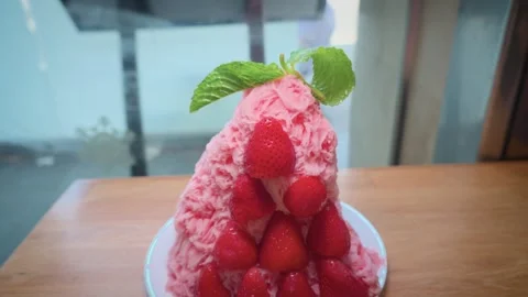 Slow motion Korean Shaved Ice Video stock 309879244