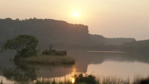 Slow Motion Lake Sunset Ranthambore National Park, Golden Hour Water 스톡 동영상 329797014