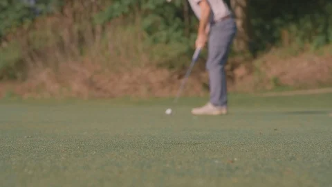 Slow Motion Long Golf Putt Video stock 89132324