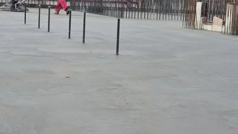 Slow Motion Low Angle View of Concrete Helicopter Smoothing Cement Vídeos de archivo 331194565