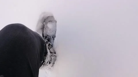 Slow motion. man walking in a deep snow to the knee. adventure. Erzurum, Turkey Video stock 150110223
