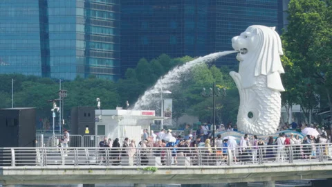 Slow motion of the Merlion  Stock Footage 251733121