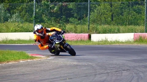 Slow motion Motorcycle cornering on racing circuit Stock-Footage 111343092