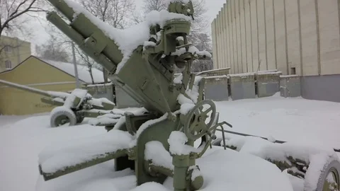 Slow motion, Moving the camera. An old Soviet anti-aircraft gun. Stock-Footage 87469208