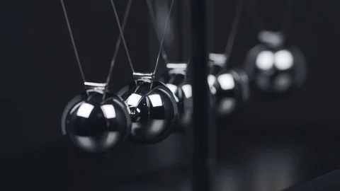 Slow Motion Newton's Cradle Video stock 84377140