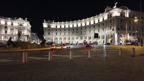 Slow Motion Night View Of Illuminated Piazza Della Repubblica Rome 動画素材 331541460
