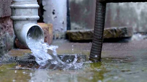 Slow motion overflowing drain Stock Footage 135993460