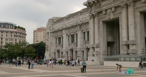 Slow motion of people at the Milan Central Train Station in Milan, Italy Stock Footage 99107075